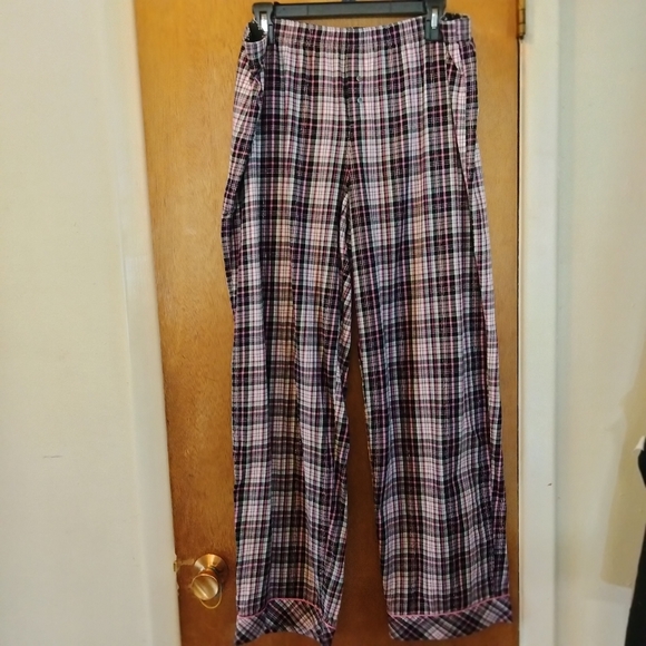 Victoria's Secret Pajama Set Plaids & Bows Sz. XL - Picture 8 of 16